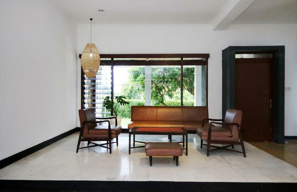 Rarem Bed & Breakfast Bandar Lampung Eksteriør bilde